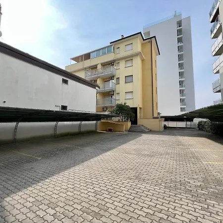 Residenza Derby Apartment Lignano Sabbiadoro